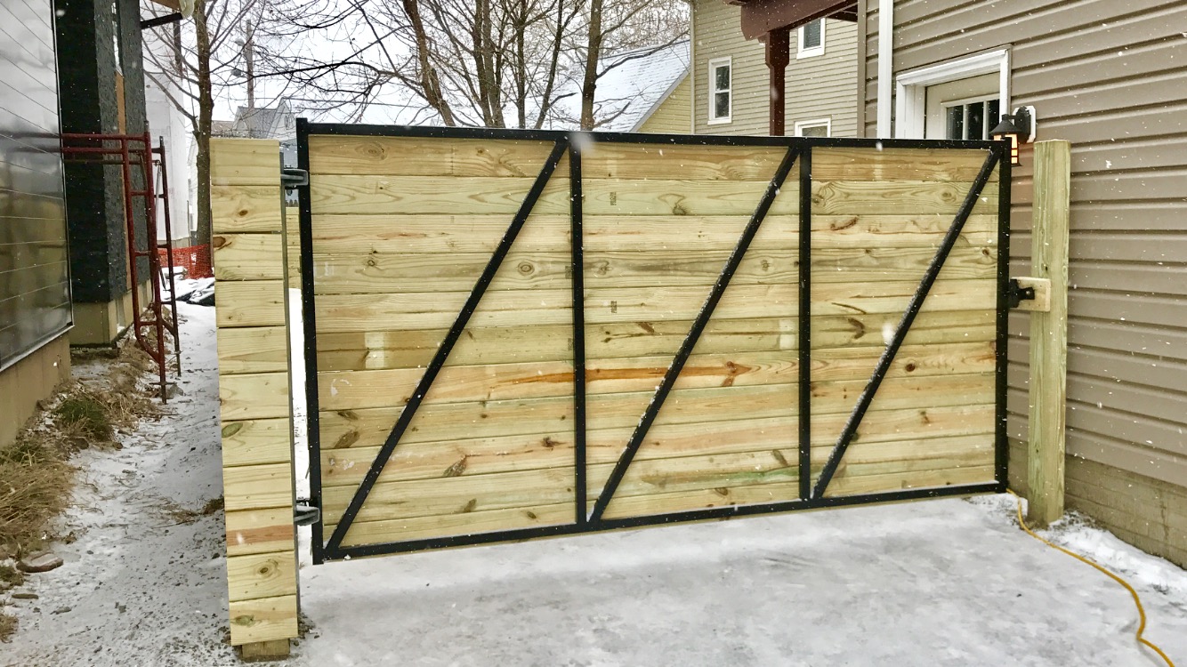 Fencing Lakewood Ohio